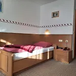 Schwaiger بيت ضيافة باد غوغنغ