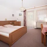بيت ضيافة Schwaiger 3*